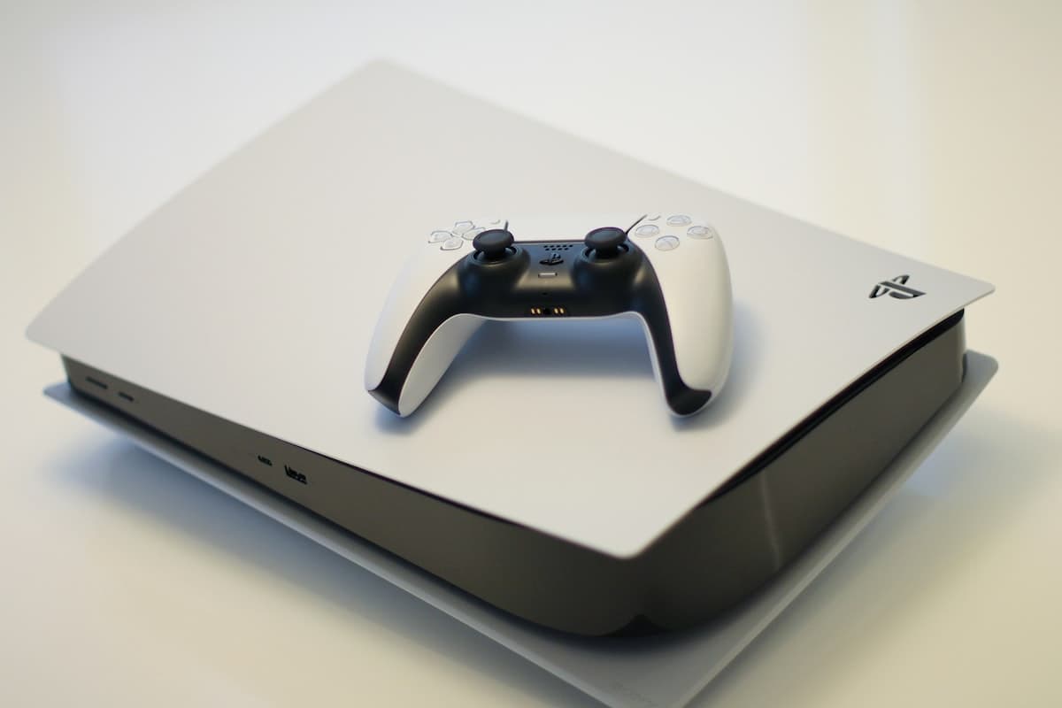 Dual Controller Stand Dock